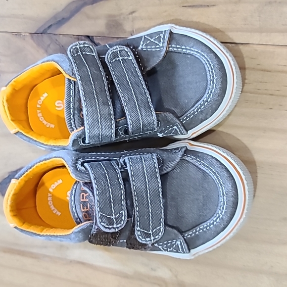 Sperry Toddler Shoes with Velcro Straps - Picture 1 of 4